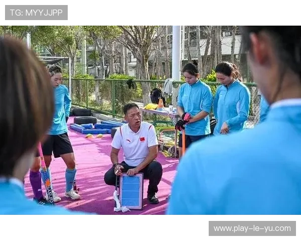 四川女子曲棍球队八年不败铸就国内梦之队全力冲击十五运会冠军