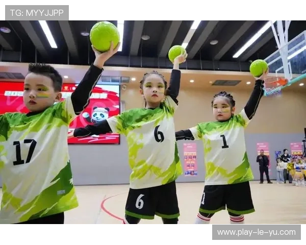 郑州“小萌娃”出彩2025年全国幼儿手球嘉年华,普罗旺世幼儿园与经开区一幼分获桂冠 郑州“小萌娃”出彩2025年全国幼儿手球嘉年华,普罗旺世幼儿园与经开区一幼分获桂冠