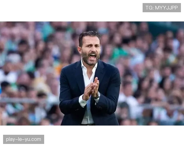 瓦伦西亚主帅巴拉哈赛前发布会澄清更衣室不和传闻